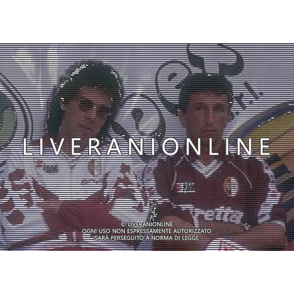 RETROSPETTIVA WALTER CASAGRANDE CALCIATORE NELLA FOTO WALTER CASAGRANDE E LUCA FUSI CON LA MAGLIA DEL TORINO CALCIO AG ALDO LIVERANI SAS