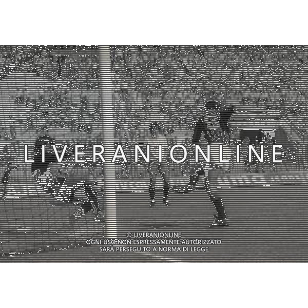 05-06-1983 MILANO-CAMPIONATO DI CALCIO SERIE B MILAN ATALANTA 1-0 NELLA FOTO GOAL JOE JORDAN AG ALDO LIVERANI SAS