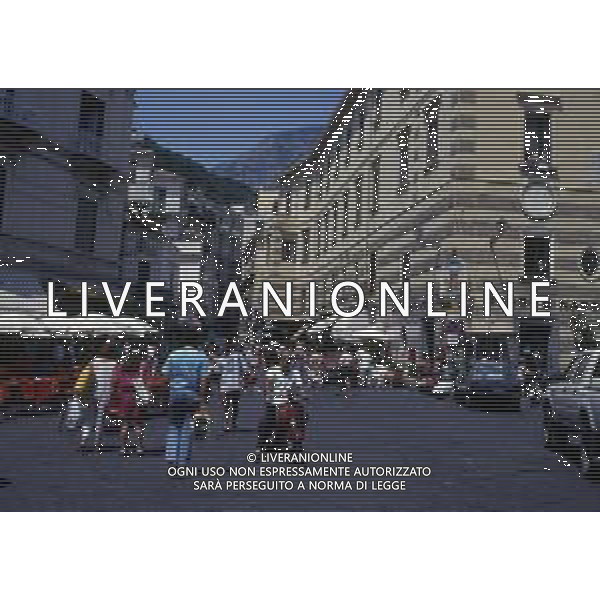 1980 AMALFI-PIAZZA DUOMO AG ALDO LIVERANI SAS