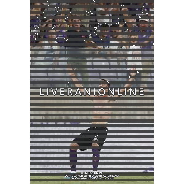 Fiorentina - Monza coppa Italia - 18/08/2019 nella foto: Esultanza Vlahovic Dusan (acf Fiorentina) dopo il goal ©Claudio Zamagni/Agenzia Aldo Liverani s.a.s. Vlahovic Dusan (acf Fiorentina) celebrates after scoring a goal during Italian\'s Cup soccer match between Acf Fiorentina and Monza at Artemio Franchi Stadium on August 18 2019 in Florence photo credit by Claudio Zamagni/Aldo Liverani Photo Agency / AGENZIA ALDO LIVERANI SAS
