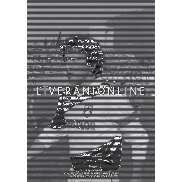 RETROSPETTIVA ZICO CALCIATORE NELLA FOTO ZICO CAMPIONATO 1984-1985 AG ALDO LIVERANI SAS