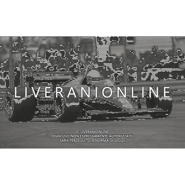RETROSPETTIVA ELIO DE ANGELIS PILOTA F1-1985 NELLA FOTO ELIO DE ANGELIS AG ALDO LIVERANI SAS