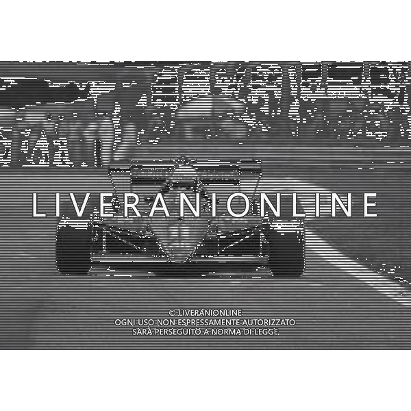 RETROSPETTIVA ELIO DE ANGELIS PILOTA F1-1985 NELLA FOTO ELIO DE ANGELIS AG ALDO LIVERANI SAS