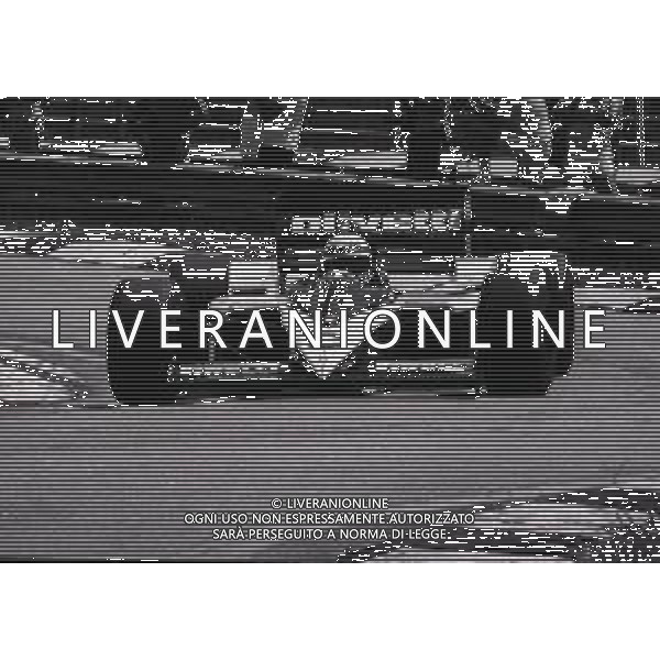 RETROSPETTIVA ELIO DE ANGELIS PILOTA F1-1985 NELLA FOTO ELIO DE ANGELIS AG ALDO LIVERANI SAS
