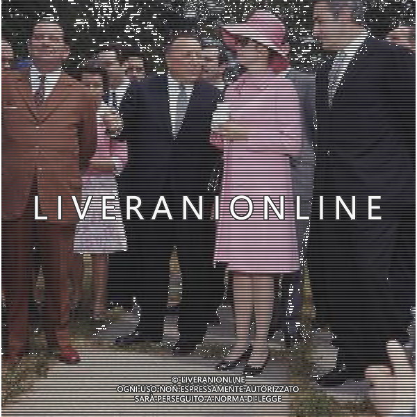 REALI PRINCIPATO DI MONACO - GRACE KELLY PRINCIPESSA DI MONACO - RETROSPETTIVA nella foto con Niso Fumagalli all\'inaugurazione del Roseto della Villa Reale di Monza nel 1970 come madrina d\'eccezione ©ARCHIVIO / AGENZIA ALDO LIVERANI SAS
