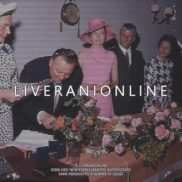 REALI PRINCIPATO DI MONACO - GRACE KELLY PRINCIPESSA DI MONACO - RETROSPETTIVA nella foto con Niso Fumagalli all\'inaugurazione del Roseto della Villa Reale di Monza nel 1970 come madrina d\'eccezione ©ARCHIVIO / AGENZIA ALDO LIVERANI SAS