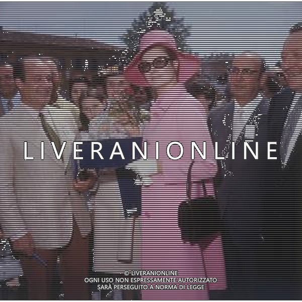 REALI PRINCIPATO DI MONACO - GRACE KELLY PRINCIPESSA DI MONACO - RETROSPETTIVA nella foto all\'inaugurazione del Roseto della Villa Reale di Monza nel 1970 come madrina d\'eccezione ©ARCHIVIO / AGENZIA ALDO LIVERANI SAS