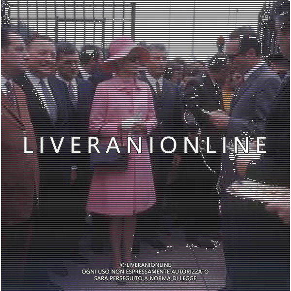 REALI PRINCIPATO DI MONACO - GRACE KELLY PRINCIPESSA DI MONACO - RETROSPETTIVA nella foto con Niso Fumagalli all\'inaugurazione del Roseto della Villa Reale di Monza nel 1970 come madrina d\'eccezione ©ARCHIVIO / AGENZIA ALDO LIVERANI SAS