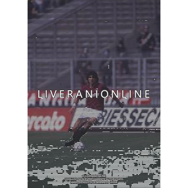 RETROSPETTIVA ROBERTO POLICANO CALCIATORE NELLA FOTO ROBERTO POLICANO CON LA MAGLIA DEL TORINO CALCIO AG ALDO LIVERANI SAS