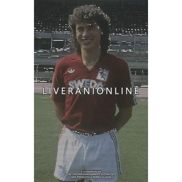 RETROSPETTIVA ANTON POLSTER CALCIATORE NELLA FOTO ANTON POLSTER CON LA MAGLIA DEL TORINO AG ALDO LIVERANI SASE