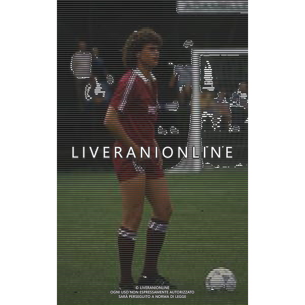 RETROSPETTIVA ANTON POLSTER CALCIATORE NELLA FOTO ANTON POLSTER CON LA MAGLIA DEL TORINO AG ALDO LIVERANI SASE
