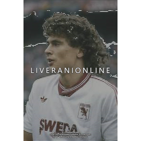 RETROSPETTIVA ANTON POLSTER CALCIATORE NELLA FOTO ANTON POLSTER CON LA MAGLIA DEL TORINO AG ALDO LIVERANI SASE