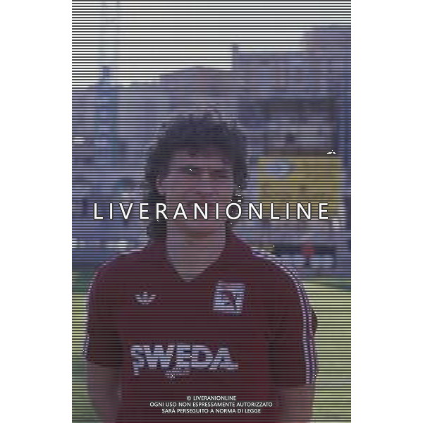 RETROSPETTIVA ANTON POLSTER CALCIATORE NELLA FOTO ANTON POLSTER CON LA MAGLIA DEL TORINO AG ALDO LIVERANI SASE