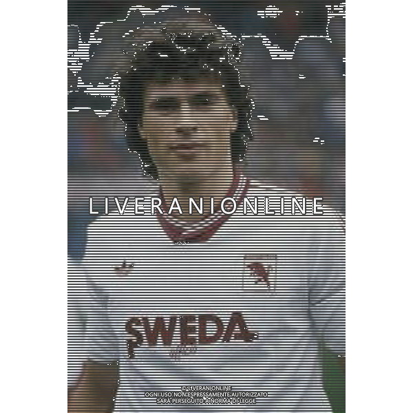 RETROSPETTIVA ANTON POLSTER CALCIATORE NELLA FOTO ANTON POLSTER CON LA MAGLIA DEL TORINO AG ALDO LIVERANI SASE