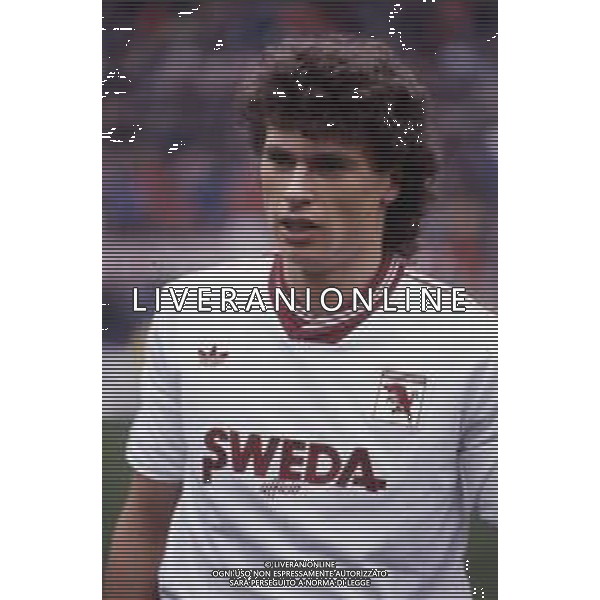 RETROSPETTIVA ANTON POLSTER CALCIATORE NELLA FOTO ANTON POLSTER CON LA MAGLIA DEL TORINO AG ALDO LIVERANI SASE