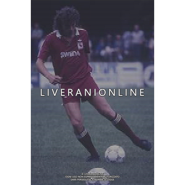 RETROSPETTIVA ANTON POLSTER CALCIATORE NELLA FOTO ANTON POLSTER CON LA MAGLIA DEL TORINO AG ALDO LIVERANI SASE