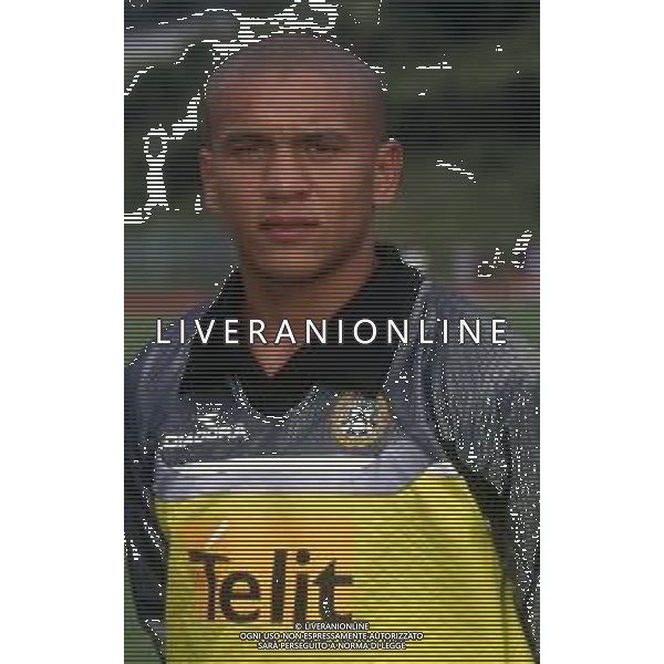 RETROSPETTIVA RENNY VEGA CALCIATORE NELLA FOTO RENNY VEGA CON LA MAGLIA DELL\'UDINESE CALCIO 2000-2001 AG ALDO LIVERANI SAS