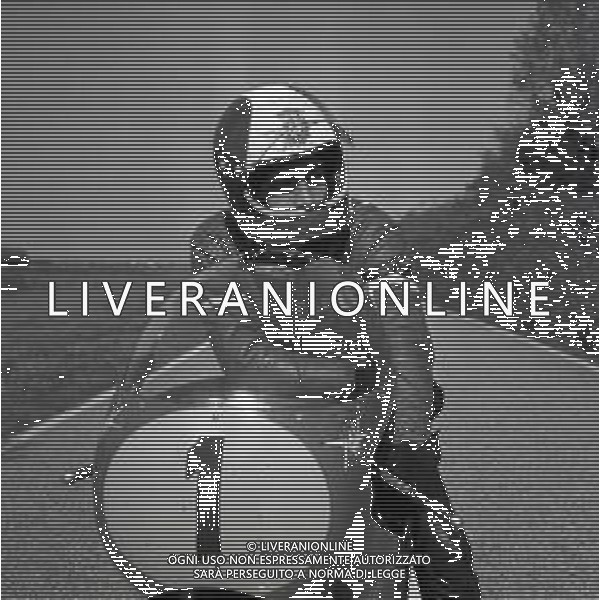 RETROSPETTIVA GIACOMO AGOSTINI PILOTA MOTOCICLISMO NELLA FOTO GIACOMO AGOSTINI NELL\'ANNO 1971 CASCINA COSTA AG ALDO LIVERANI SAS