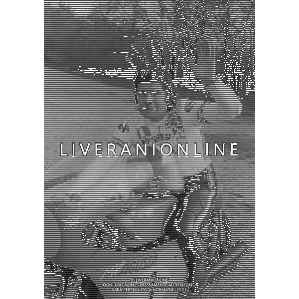 RETROSPETTIVA GIACOMO AGOSTINI PILOTA MOTOCICLISMO NELLA FOTO GIACOMO AGOSTINI NELL\'ANNO 1972 A CASCINA COSTA AG ALDO LIVERANI SAS