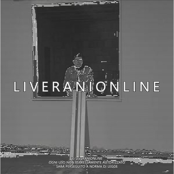 RETROSPETTIVA GIACOMO AGOSTINI PILOTA MOTOCICLISMO NELLA FOTO GIACOMO AGOSTINI NELL\'ANNO 1970 A BERGAMO NELLA COSTRUZIONE DELLA SUA NUOVA CASA AG ALDO LIVERANI SAS 