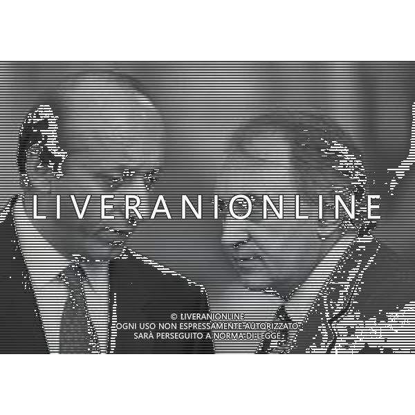 RETROSPETTIVA CORRADO FERLAINO PRESIDENTE NAPOLI CALCIO NELLA FOTO CORRADO FERLAINO PRESIDENTE NAPOLI CALCIO 1988-1989 CON LUCIANO MOGGI AG ALDO LIVERANI SAS 