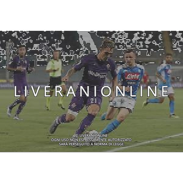 Fiorentina - Napoli Campionato di Calcio Serie A 24/08/2019 nella foto: Pol Lirola (acf Fiorentina) Rui Mario (ssc napoli) ©Claudio Zamagni/Agenzia Aldo Liverani Pol Lirola (acf Fiorentina) Rui Mario (ssc napoli) during Italian Serie A TIM soccer match between Fiorentina and Napoli at Artemio Franchi Stadium in Florence on August 24 2019 photo credit by Claudio Zamagni/Aldo Liverani Photo Agency