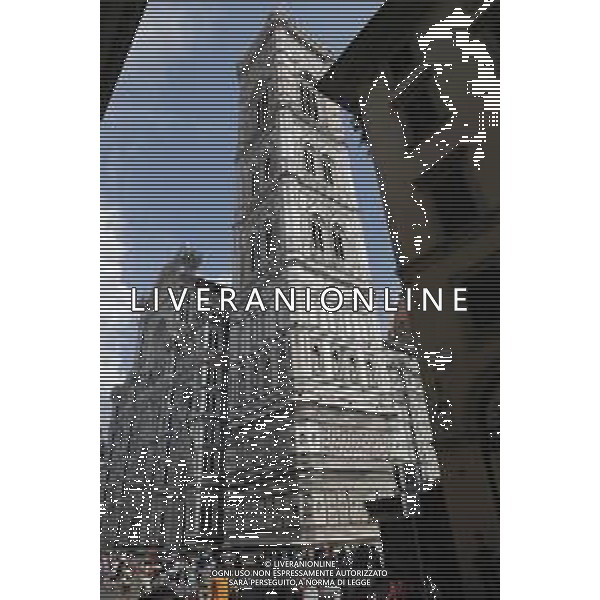 FIRENZE CITTA\' D\'ARTE RINASCIMENTALE 28/08/2019 nella foto: Campanile di Giotto a Santa Maria del Fiore duomo di firenze ©Claudio Zamagni/Agenzia Aldo Liverani Bell tower by Giotto at Santa Maria del Fiore cathedral in Florence Renaissance City photo credit by Claudio Zamagni/Aldo Liverani Photo Agency