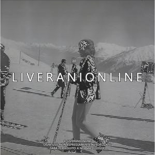 23-02-1963 SANKT MORITZ NELLA FOTO LA PRINCIPESSA PAOLA DI LIEGI SULLA NEVE AG ALDO LIVERANI SAS