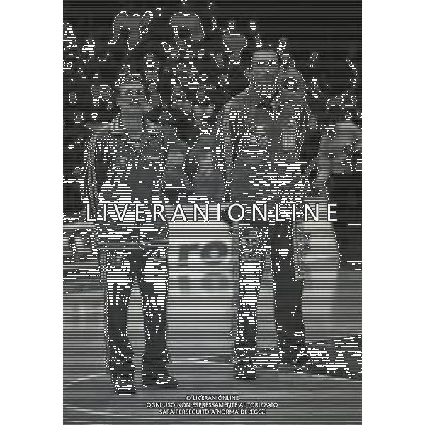 1994-1995 MILANO- ADDIO AL BASKET DI DINO MENEGHIN E MIKE D\'ANTONI NELLA FOTO DINO MENEGHIN E MIKE D\'NTONI AG ALDO LIVERANI SAS