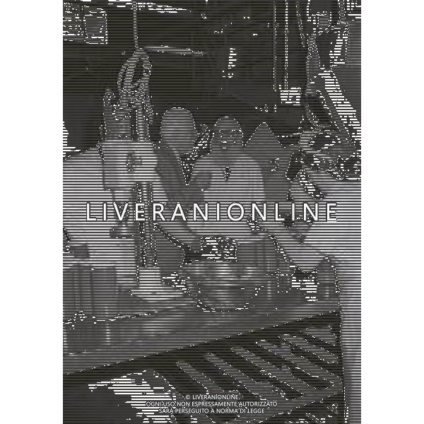 1964 NEW YORK RETROSPETTIVA GIOVANNI BUITONI INDUSTRIALE DELLA PASTA NELLA FOTO GIOVANNI BUITONI NEL SUO STABILIMENTO A NEW YORK AG ALDO LIVERANI SAS