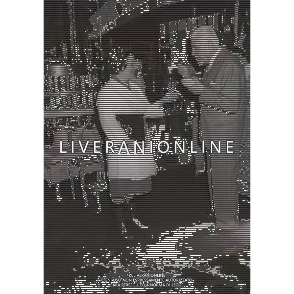 1964 NEW YORK RETROSPETTIVA GIOVANNI BUITONI INDUSTRIALE DELLA PASTA NELLA FOTO GIOVANNI BUITONI NEL SUO STABILIMENTO A NEW YORK AG ALDO LIVERANI SAS