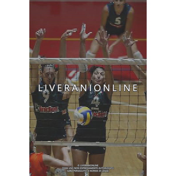 NAZIONALE ITALIANA VOLLEY FEMMINILE LUGLIO 2003 nella foto Centoni Nadia e Leggeri Manuela* foto fabrizio terruso/Agenzia Aldo Liverani