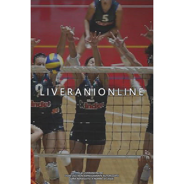 NAZIONALE ITALIANA VOLLEY FEMMINILE LUGLIO 2003 nella foto Centoni Nadia e Leggeri Manuela* foto fabrizio terruso/Agenzia Aldo Liverani