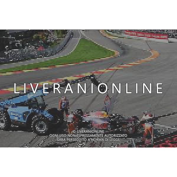 Max Verstappen (NLD) Red Bull Racing RB15 crashed out at the start of the race. 01.09.2019. Formula 1 World Championship, Rd 13, Belgian Grand Prix, Spa Francorchamps, Belgium, Race Day. /AGENZIA ALDO LIVERANI SAS - ITALY ONLY EDITORIAL USE ONLY - GP F1 BELGIO GARA SPA 01.09.2019