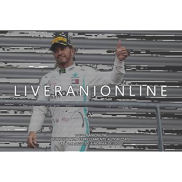 Lewis Hamilton (GBR) Mercedes AMG F1 celebrates his second position on the podium. 01.09.2019. Formula 1 World Championship, Rd 13, Belgian Grand Prix, Spa Francorchamps, Belgium, Race Day. /AGENZIA ALDO LIVERANI SAS - ITALY ONLY EDITORIAL USE ONLY - GP F1 BELGIO GARA SPA 01.09.2019