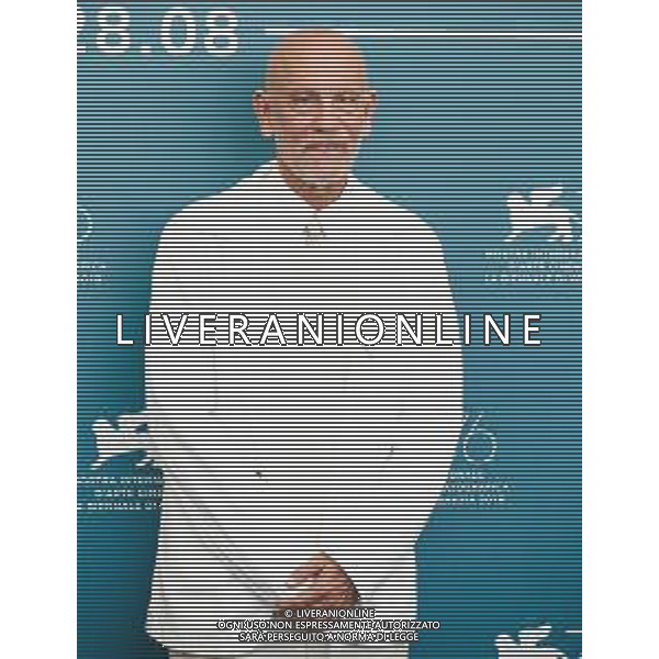 John Malkovich attends "The New Pope" photocall during the 76th Venice Film Festival at Sala Grande on September 01, 2019 in Venice, Italy. - 76ma Mostra Internazionale d’Arte Cinematografica di Venezia © Alessio Marini /AGENZIA ALDO LIVERANI SAS