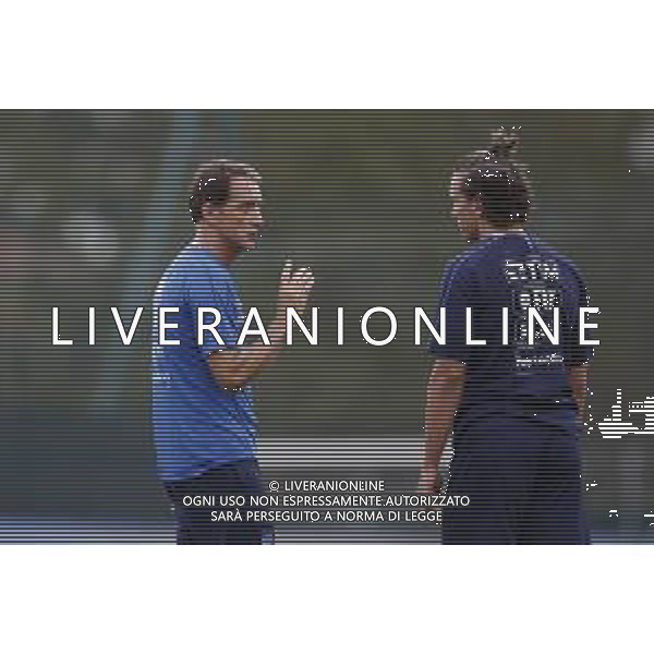BOLOGNA 02/09/2019 Raduno e Allenamento della Nazionale Italiana di Calcio prima delle partite di qualificazione per gli europei 2020 contro Armenia e Finlandia - nella foto: mister roberto mancini e luca pellegrini ©Claudio Zamagni/Agenzia Aldo Liverani s.a.s. mister roberto mancini eandluca pellegrini during the training before matches of European Qualifiers Euro 2020 between Italy Armenya - Italy and Finland - Italy photo credit by Claudio Zamagni/Agenzia Aldo Liverani s.a.s. / AGENZIA ALDO LIVERANI SAS