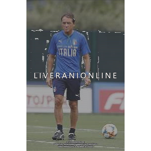 BOLOGNA 02/09/2019 Raduno e Allenamento della Nazionale di Calcio prima delle partite di qualificazione per gli europei 2020 contro Armenia e Finlandia - nella foto: Mister Roberto Mancini ©Claudio Zamagni/Agenzia Aldo Liverani s.a.s. Mister Roberto Mancini during the training before matches of European Qualifiers Euro 2020 between Italy Armenya - Italy and Finland - Italy photo credit by Claudio Zamagni/Agenzia Aldo Liverani s.a.s.