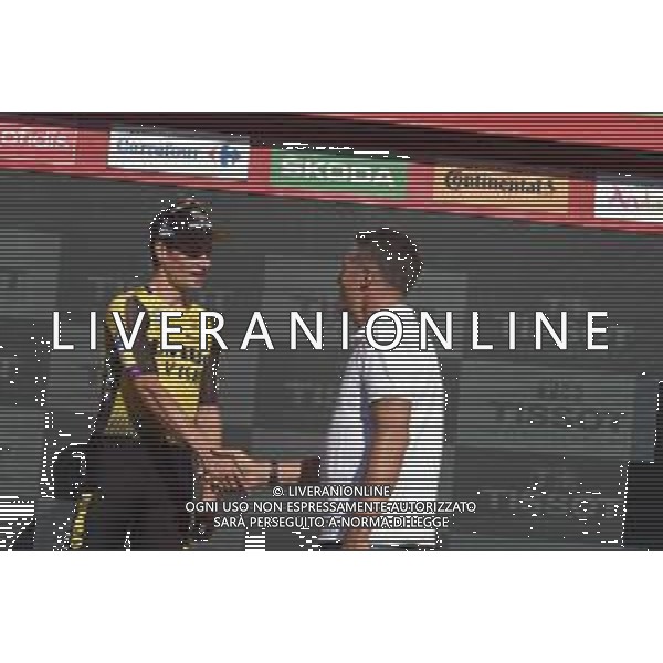 03-09-2019 Vuelta A Espana; Tappa 10 Jurancon - Pau; 2019, Jumbo - Visma; Roglic, Primoz; Indurain, Miguel; Pau; ©SIROTTI / AGENZIA ALDO LIVERANI SAS