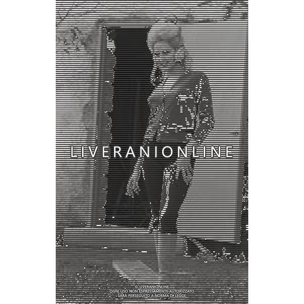 RETROSPETTIVA MINA MAZZINI CANTANTE 1966 NELLA FOTO MINA MAZZINI SCENA DEL FILM PER AMORE E PER MAGIA CON GIANNI MORANDI AG ALDO LIVERANI SAS