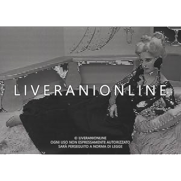 RETROSPETTIVA MINA MAZZINI CANTANTE 1966 NELLA FOTO MINA MAZZINI SCENA DEL FILM PER AMORE E PER MAGIA CON GIANNI MORANDI AG ALDO LIVERANI SAS