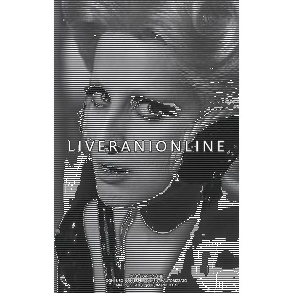 RETROSPETTIVA MINA MAZZINI CANTANTE 1966 NELLA FOTO MINA MAZZINI SCENA DEL FILM PER AMORE E PER MAGIA CON GIANNI MORANDI AG ALDO LIVERANI SAS