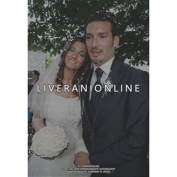 Carate Urio (Como) 18/06/2005 Matrimonio Gianluca Zambrotta con Valentina nella foto: Zambrotta Gianluca con Valentina foto: Andry / Ag. Aldo Liverani
