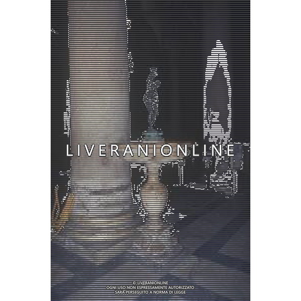 PISA CITTA\' NELLA FOTO duomo acquasantiera del 600 AG ALDO LIVERANI SAS