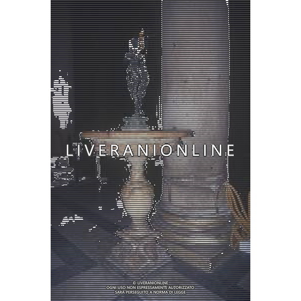 PISA CITTA\' NELLA FOTO duomo acquasantiera del 600 AG ALDO LIVERANI SAS