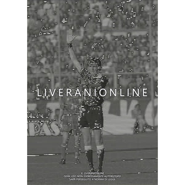 27-03-1994 FIRENZE-CAMPIONATO DI CALCIO SERIE B FIORENTINA BARI 0-0 NELLA FOTO ARBITRO LIVIO BAZZOLI AG ALDO LIVERANI SAS