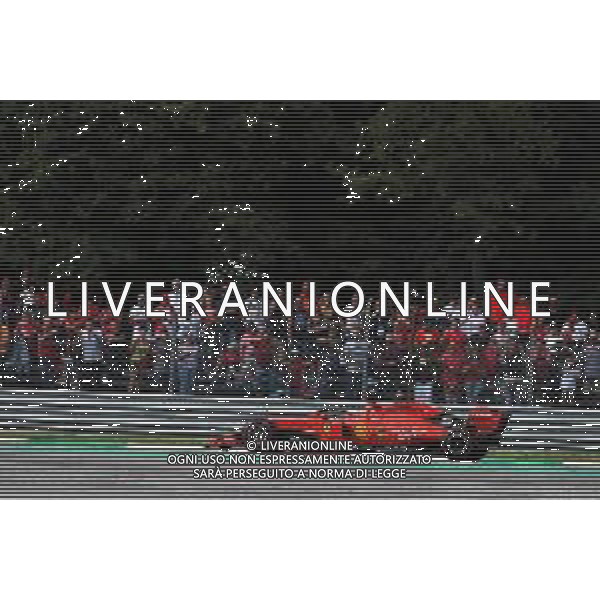 Sebastian Vettel (GER) Ferrari SF90 with a broken front wing. 08.09.2019. Formula 1 World Championship, Rd 14, Italian Grand Prix, Monza, Italy, Race Day. / AGENZIA ALDO LIVERANI SAS - ITALY ONLY EDITORIAL USE ONLY - Gp F1 Italia Gara Monza 08.09.2019