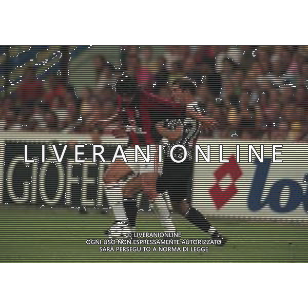 1998-1999 MILANO- TROFEO LUIGI BERLUSCONI MILAN JUVENTUS NELLA FOTO DEMETRIO ALBERTINI E ZINEDINE ZIDANE AG ALDO LIVERANI SAS