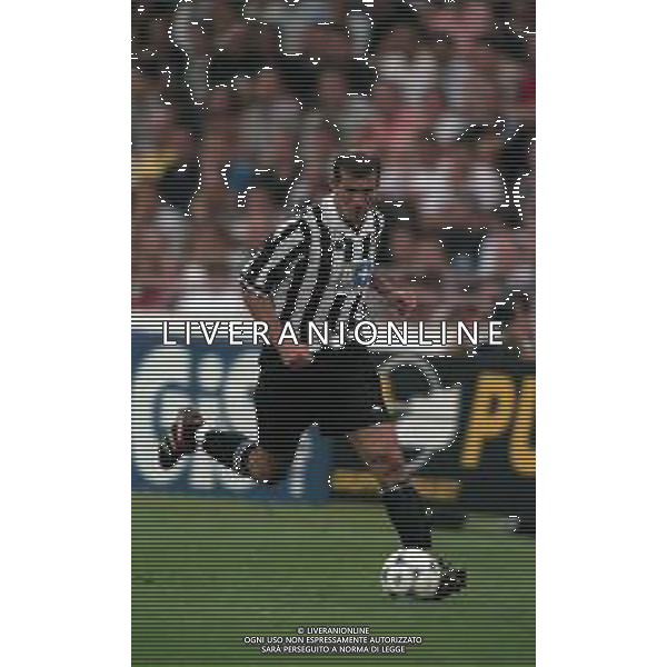 1998-1999 MILANO- TROFEO LUIGI BERLUSCONI MILAN JUVENTUS NELLA FOTO ZINEDINE ZIDANE AG ALDO LIVERANI SAS