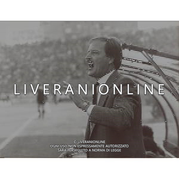 RETROSPETTIVA RENZO ULIVIERI ALLENATORE NELLA FOTO RENZO ULIVIERI ALLENATORE VICENZA CALCIO AG ALDO LIVERANI SAS